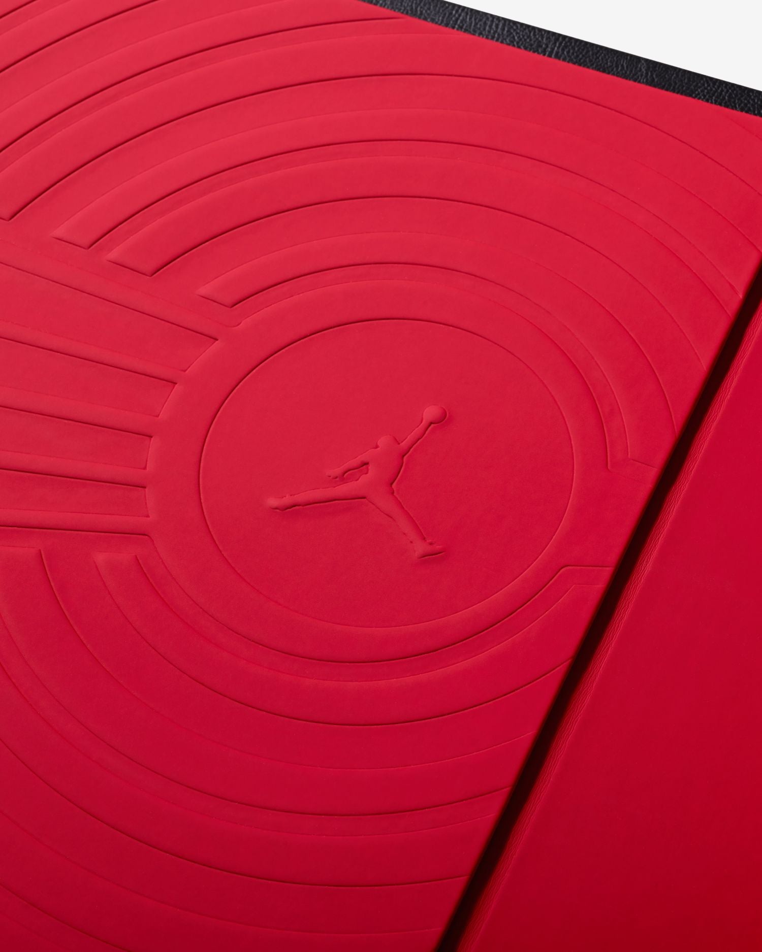 Air Jordan Large Book Foreward by Michael Jordan | Assouline FR