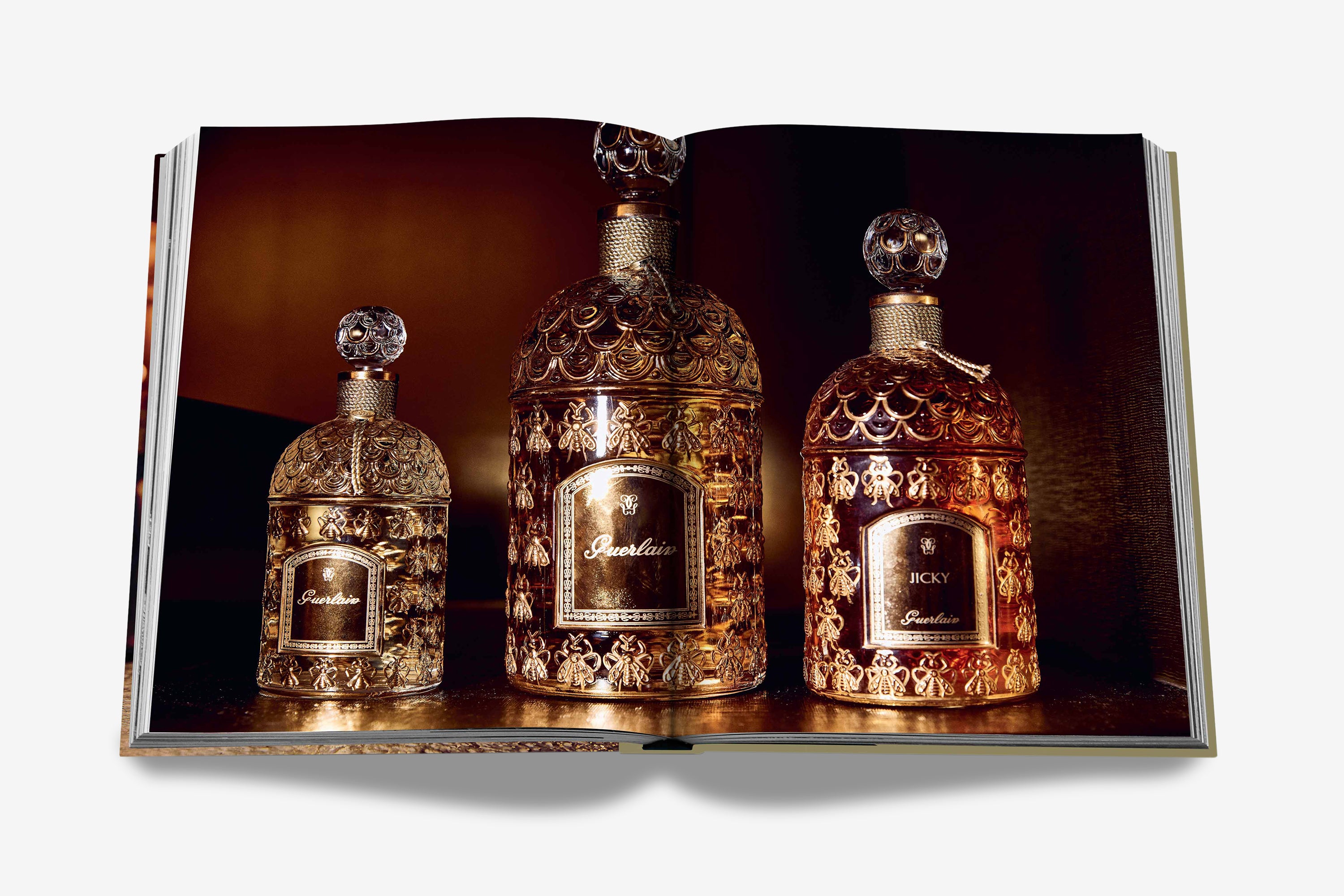 Guerlain: An Imperial Icon Coffee Table Book | ASSOULINE FR