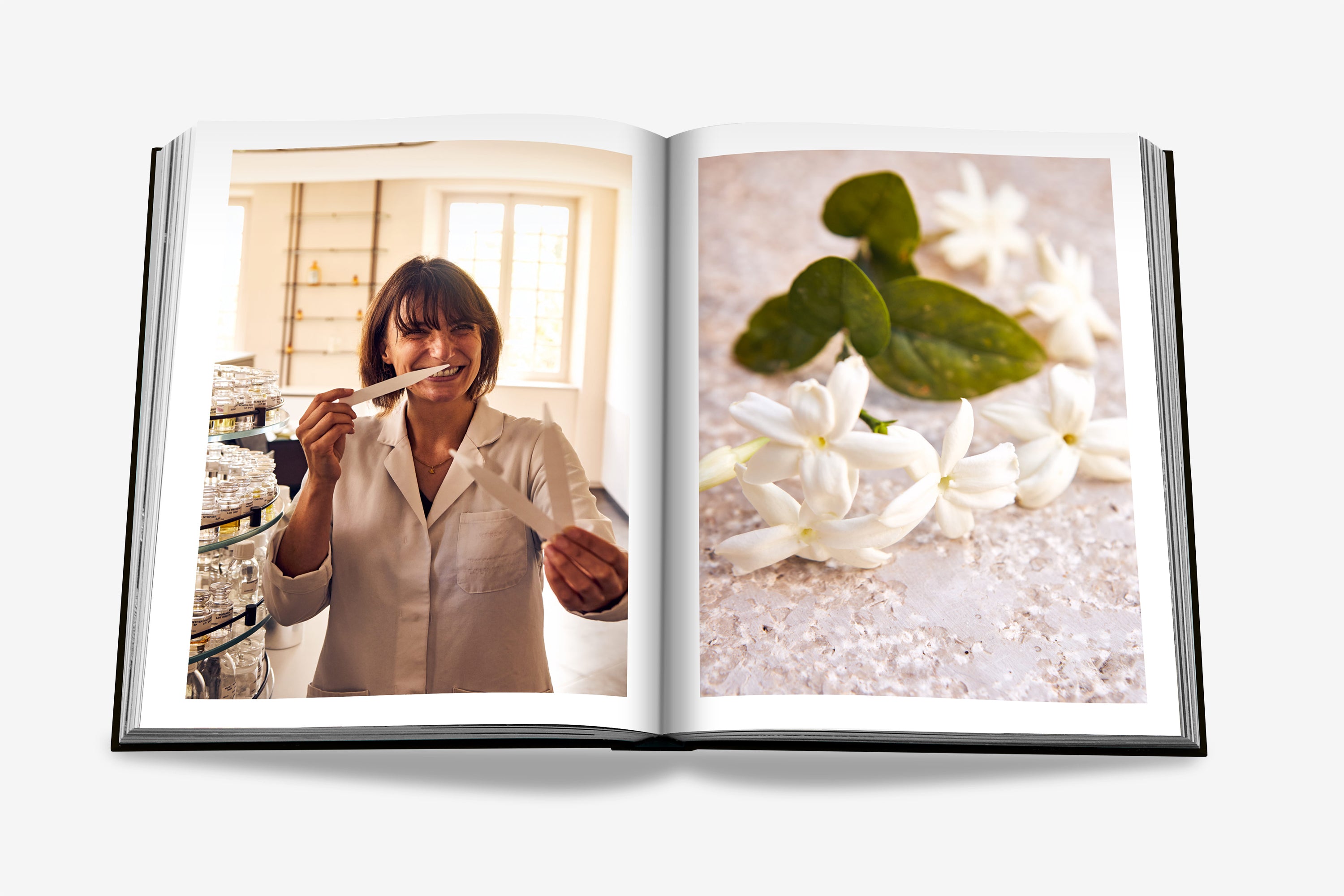 書 LOUIS VUITTON MANUFACTURES Louis Vuitton Manufactures Coffee Table Book | ASSOULINE FR