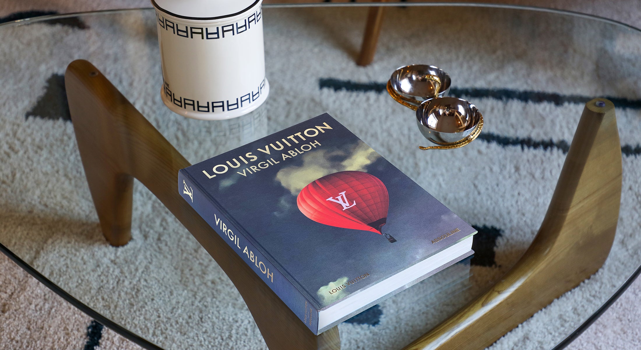 Louis Vuitton: Virgil Abloh Book (Balloon Cover) | ASSOULINE FR