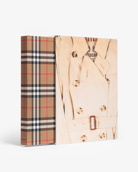 Burberry by Alexander Fury Coffee Table Book ASSOULINE FR