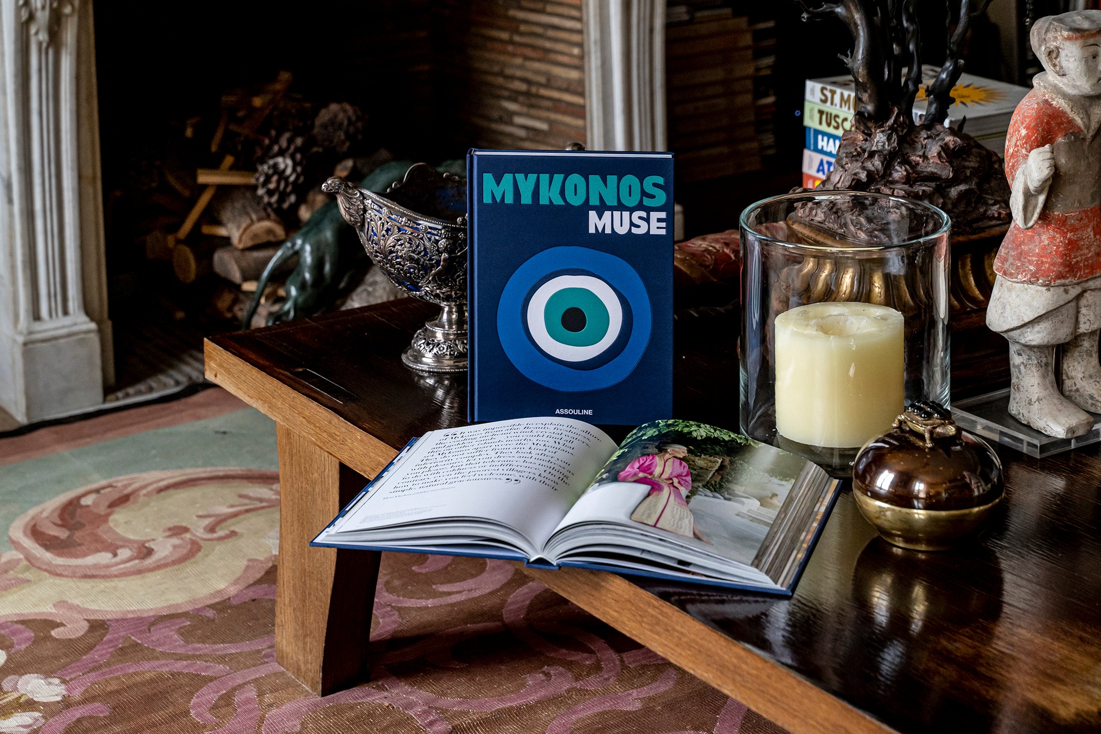 Mykonos Muse Coffee Table Book | ASSOULINE FR