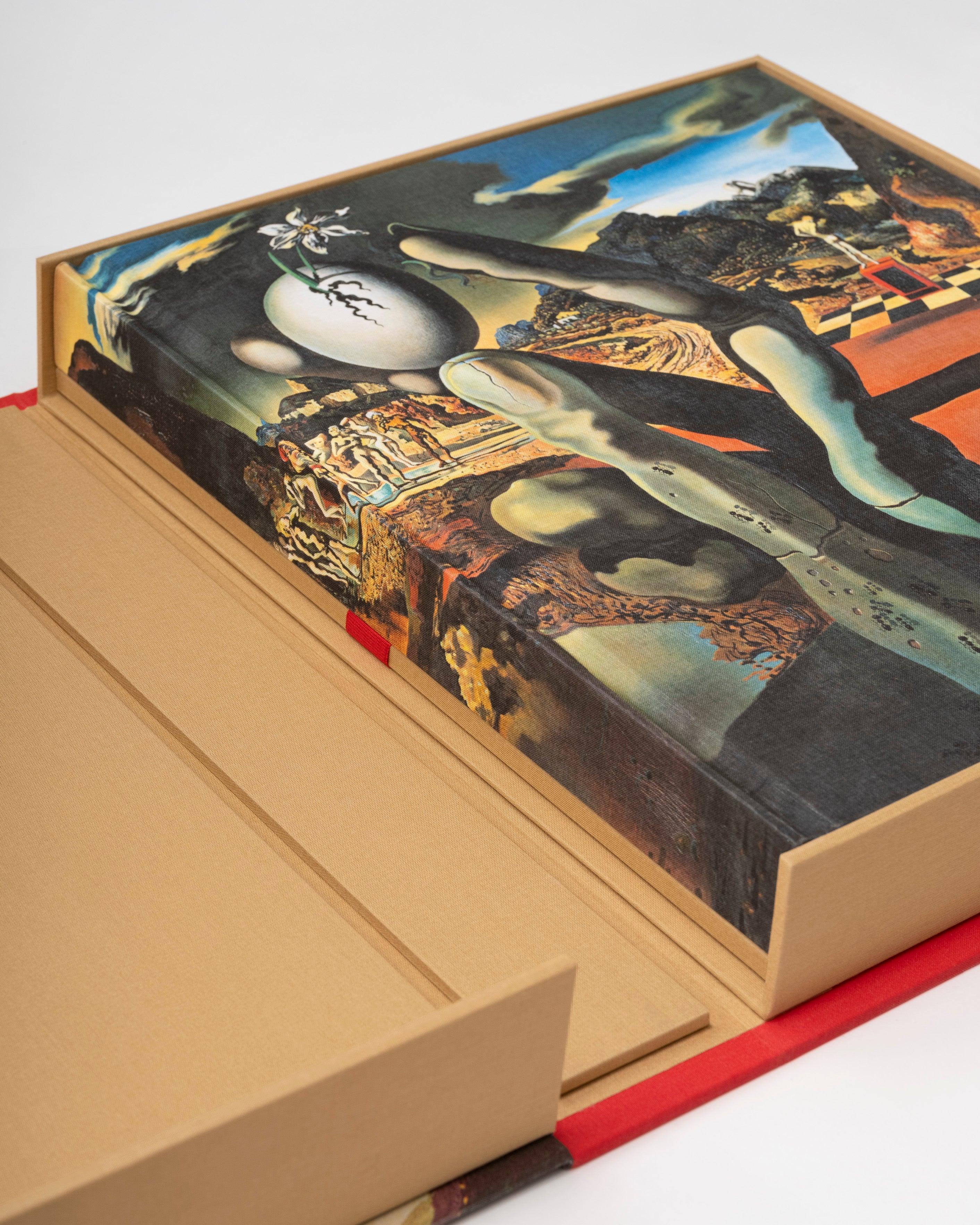 Dalí Pop-Ups 珍しい書物　ダリ Dalí Pop-Ups